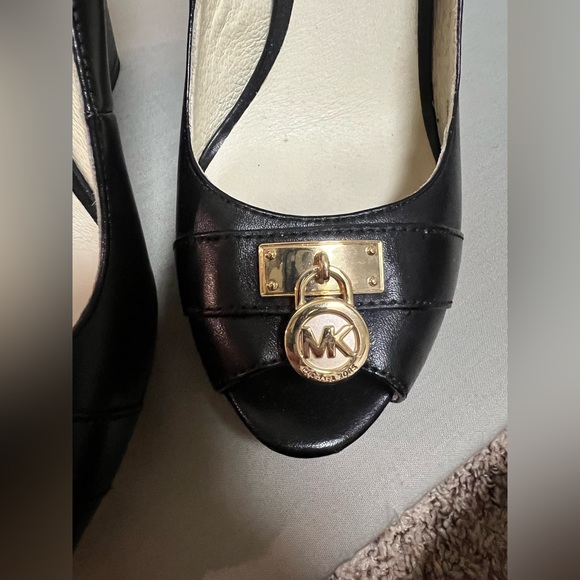 Michael Kors Hamilton Wedges with Gold Lock Accent - Picture 3 of 6